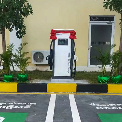 Τρι φάση AC 380V±20% Auto DC 120kW Ηλεκτρικό φορτιστή αυτοκινήτου με πληρωμή με πιστωτική κάρτα