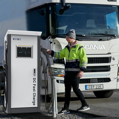 120KW OCPP 1.6J/1.5J Τύπος2 CCS Chademo EV DC στοίβας φόρτισης για λύσεις γρήγορης φόρτισης